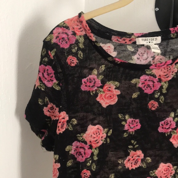 sheer floral crop top - Picture 2 of 3